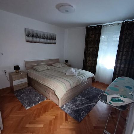 New Studio Apartman Emda U Centru Splita ภายนอก รูปภาพ
