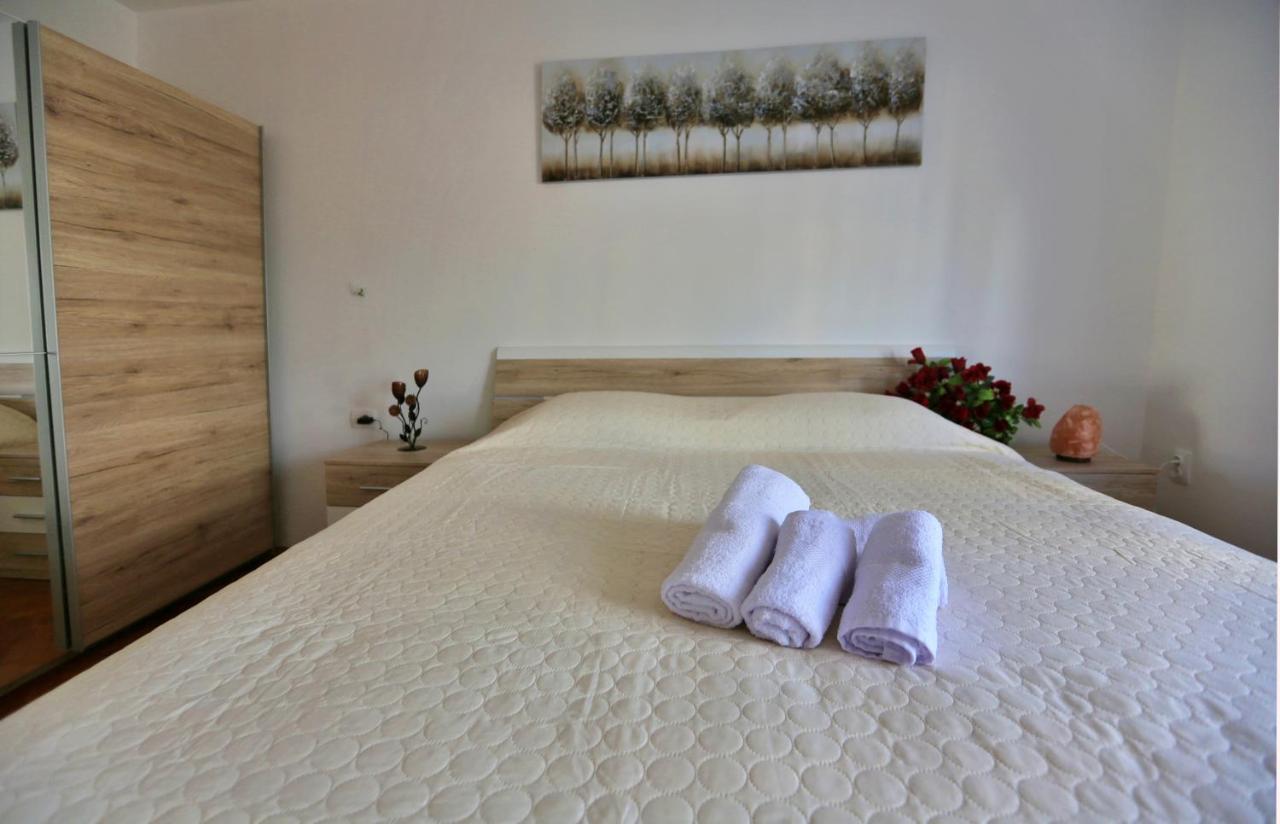 New Studio Apartman Emda U Centru Splita ภายนอก รูปภาพ