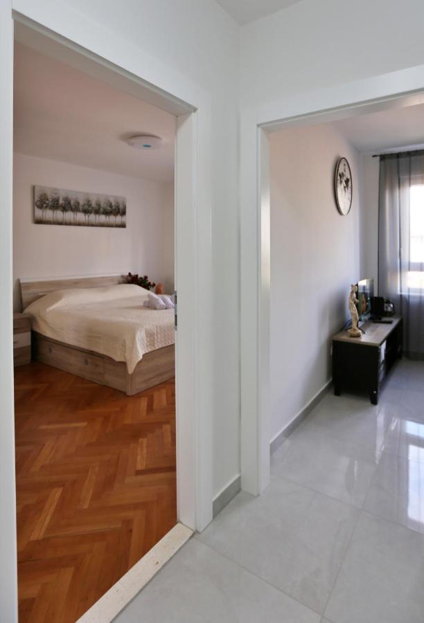 New Studio Apartman Emda U Centru Splita ภายนอก รูปภาพ