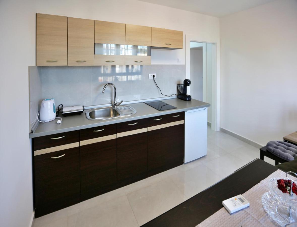 New Studio Apartman Emda U Centru Splita ภายนอก รูปภาพ