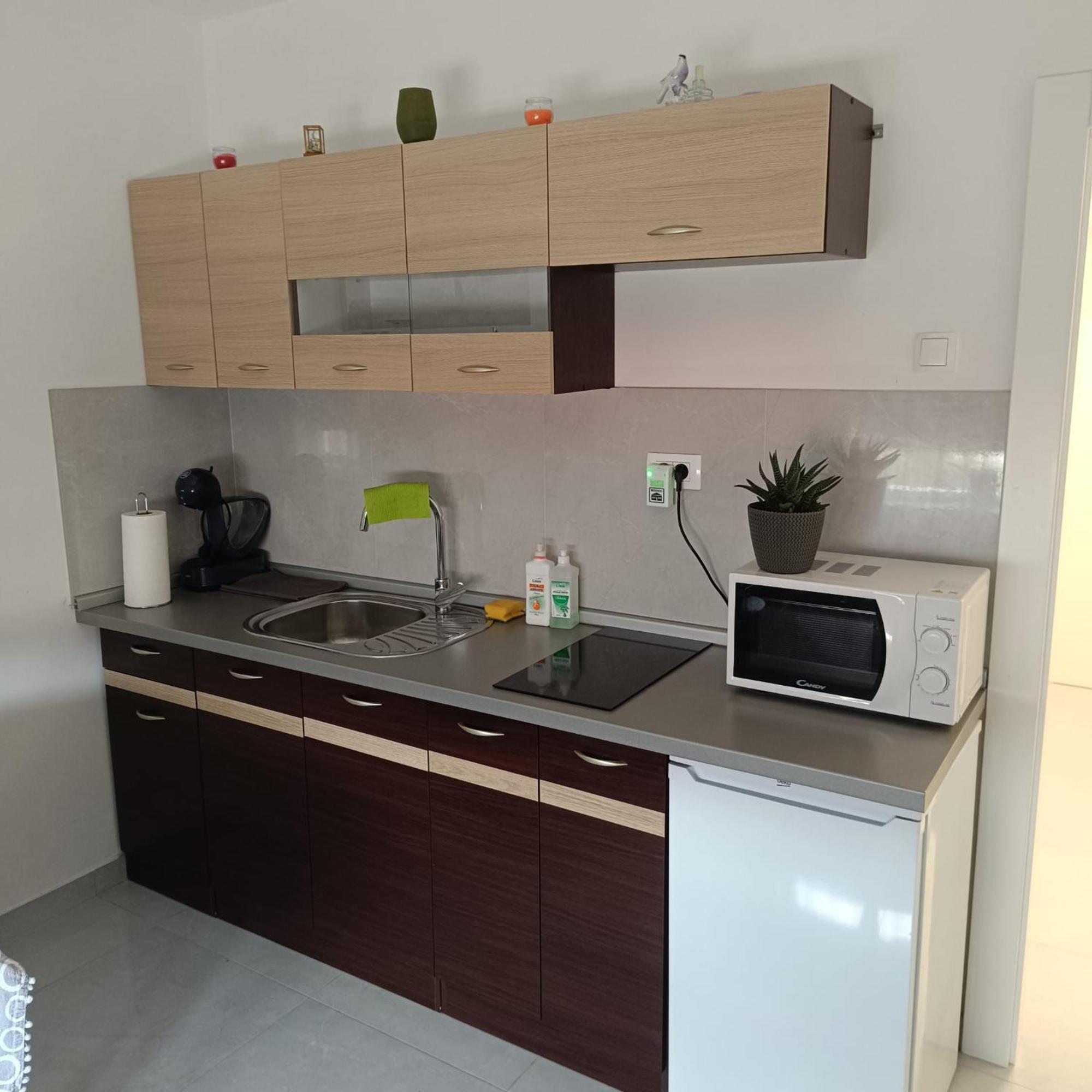 New Studio Apartman Emda U Centru Splita ภายนอก รูปภาพ