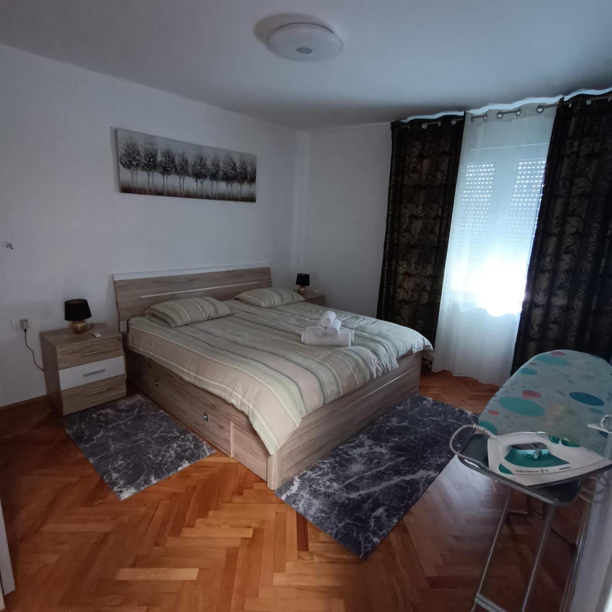 New Studio Apartman Emda U Centru Splita ภายนอก รูปภาพ